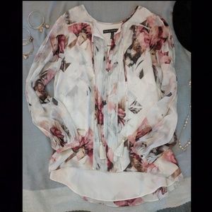 Floral business casual blouse